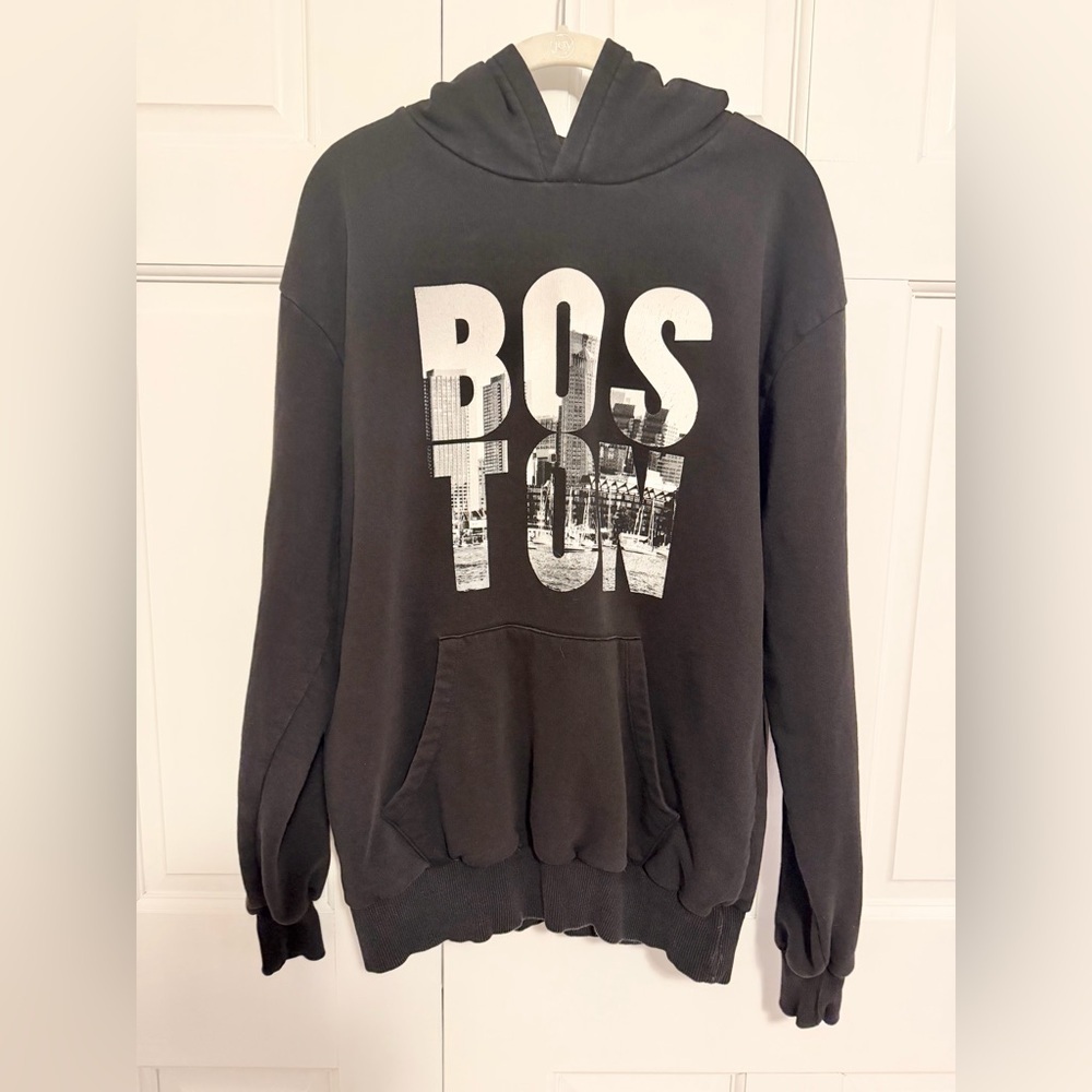 Primark Boston Graphic Hoodie Black Pullover Sweatshirt Women's Medium‎